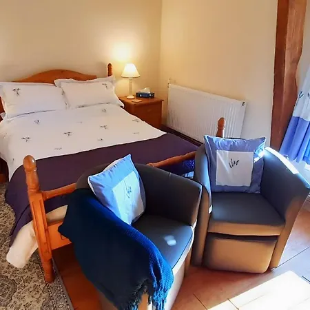 La Cloue ベッド・アンド・ブレックファスト 3*