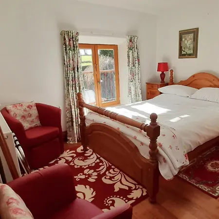 Couette-café La Cloue