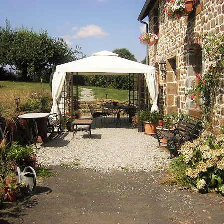 La Cloue ベッド・アンド・ブレックファスト 3*